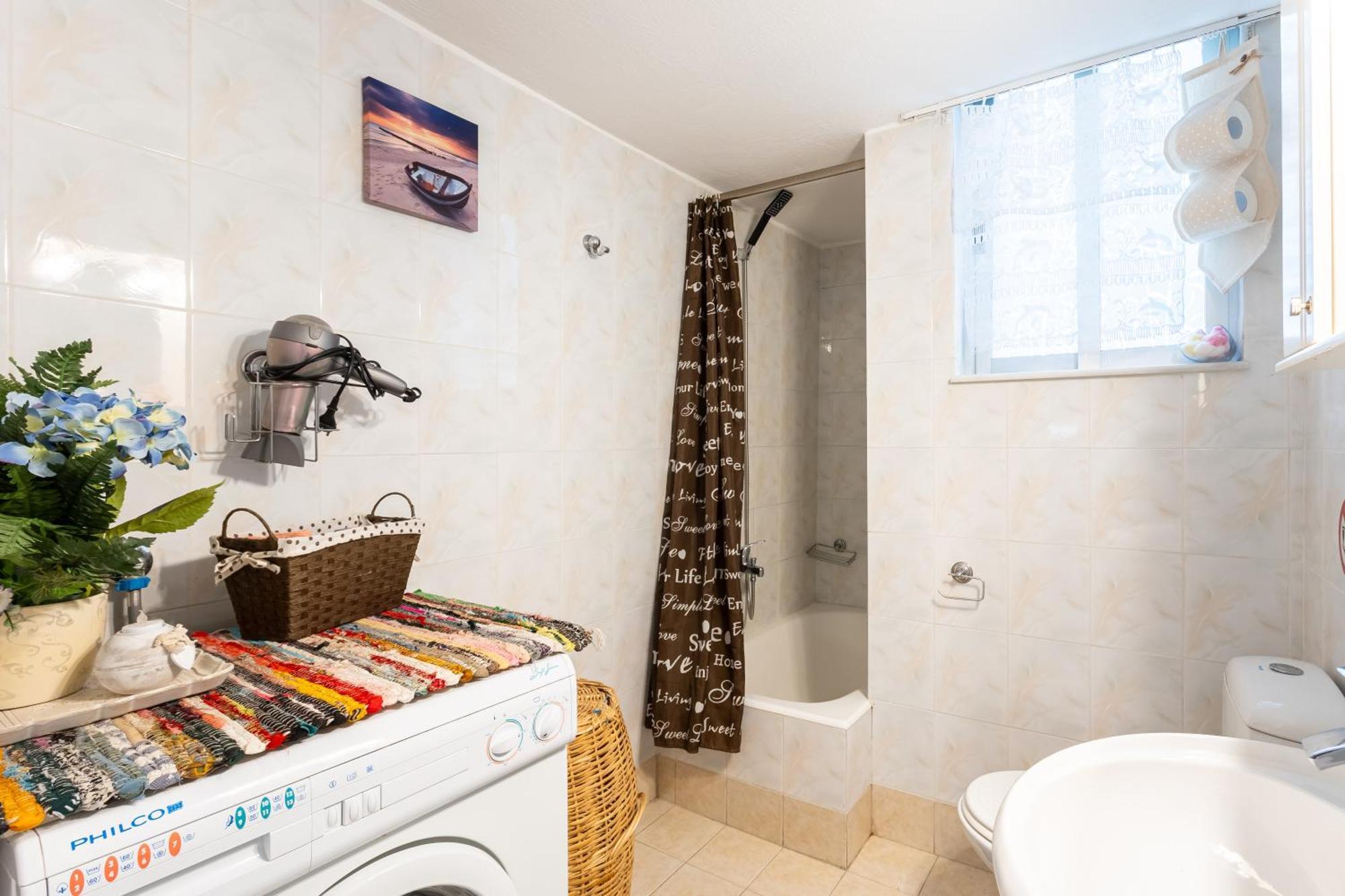 Lägenhet på 78 m² i Kalamata, med 2 sovrum och 2 badrum  Exteriör bild